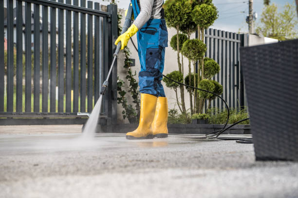 Best Parking Lot and Garage Cleaning  in Garrett, WA